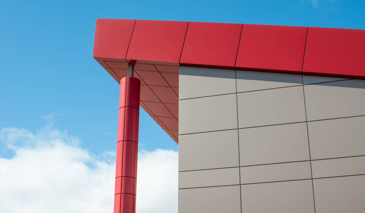 What is aluminium rainscreen cladding, and what are the benefits?